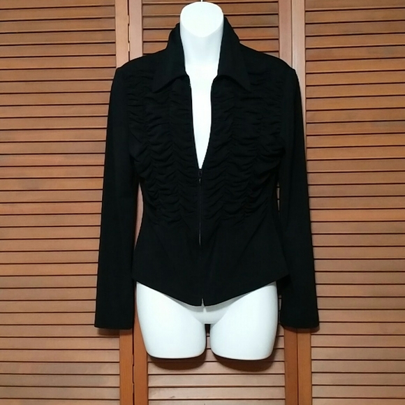 Joseph Ribkoff Jackets & Blazers - Vintage Scalloped front jacket